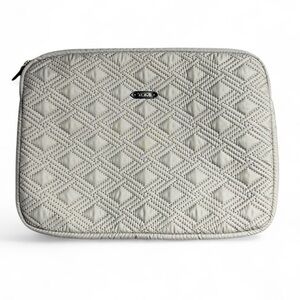 NWOT TUMI Laptop Sleeve Tan Beige Quilted Padded Slim Case 10” X 13.5”